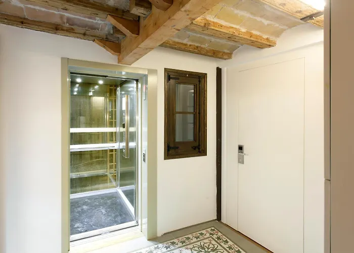 Barcelona Classic Palau Apartments